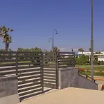 Beachfront, Stunning View And Parking 아파트 포르토 산텔피디오