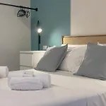 아파트 Beachfront, Stunning View And Parking 포르토 산텔피디오