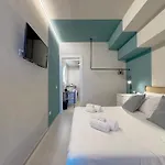 Beachfront, Stunning View And Parking * 포르토 산텔피디오