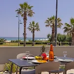 Apartmán Beachfront, Stunning View And Parking Porto SantʼElpidio