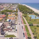 아파트 Beachfront, Stunning View And Parking 포르토 산텔피디오