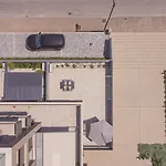 Beachfront, Stunning View And Parking Apartmán *