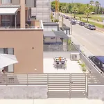 Apartmán Beachfront, Stunning View And Parking *