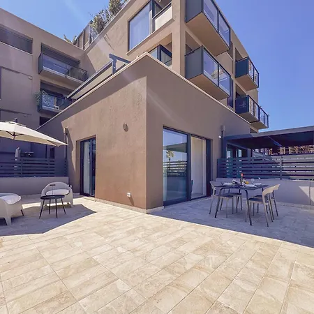 Apartment Beachfront, Stunning View&parking Porto SantʼElpidio