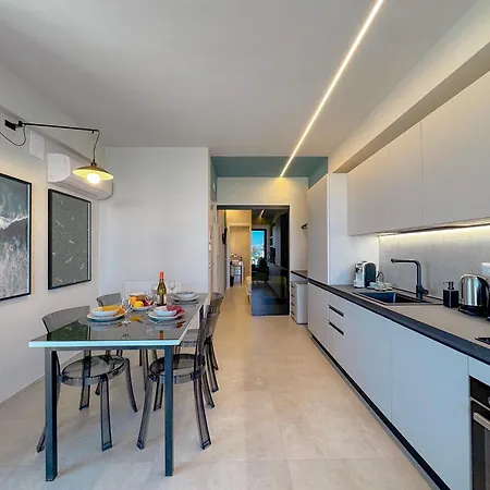 A Due Passi Dal Mare: Comfort & Relax In Terrazza Apartment *