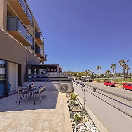 A Due Passi Dal Mare: Comfort & Relax In Terrazza Apartment *