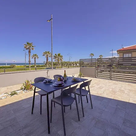 A Due Passi Dal Mare: Comfort & Relax In Terrazza *