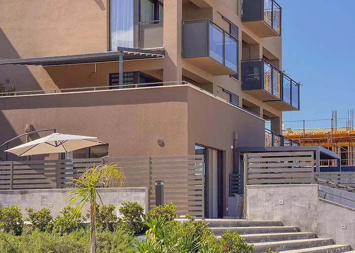 Beachfront, Stunning View&parking Apartment Porto SantʼElpidio