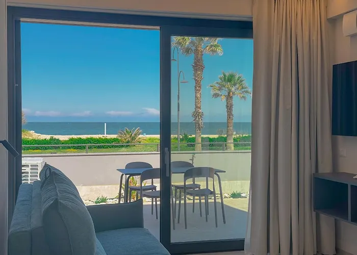 Beachfront, Stunning View&parking Porto SantʼElpidio