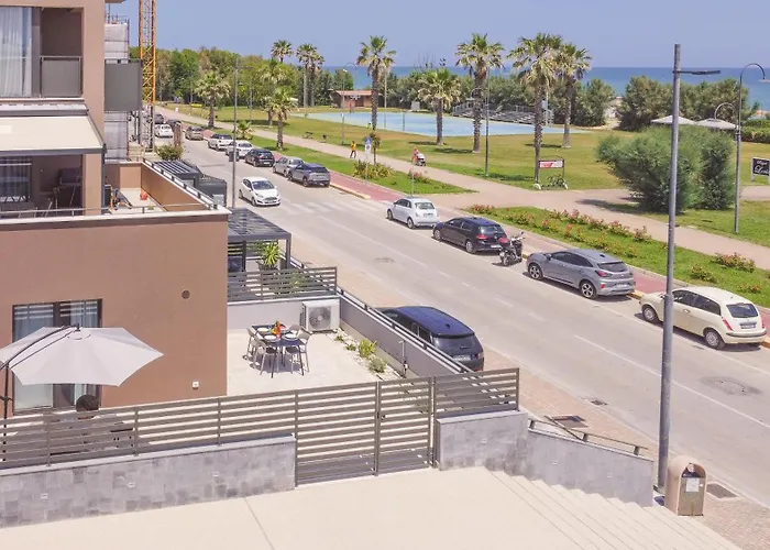 Beachfront, Stunning View&parking *